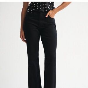 Abercrombie and Fitch Curve Love 90’s Relaxed High Rise Jeans